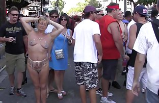 Outbreak of passion for curly bitch