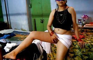 Chick bribes auto mechanic ass to be serviced out of turn