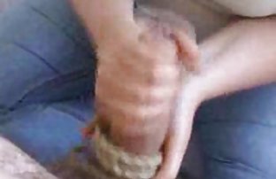 Distracted the guy from the games blowjob