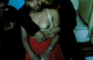 The lady dressed in underwear and seduced the neighbor guy