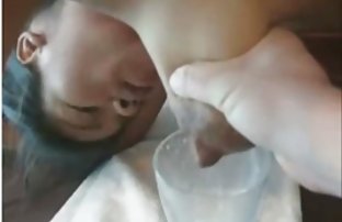 Double blowjob from girlfriends for breakfast