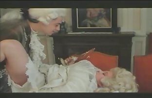 He pretended to be a photographer and tore a lustful blonde in the ass